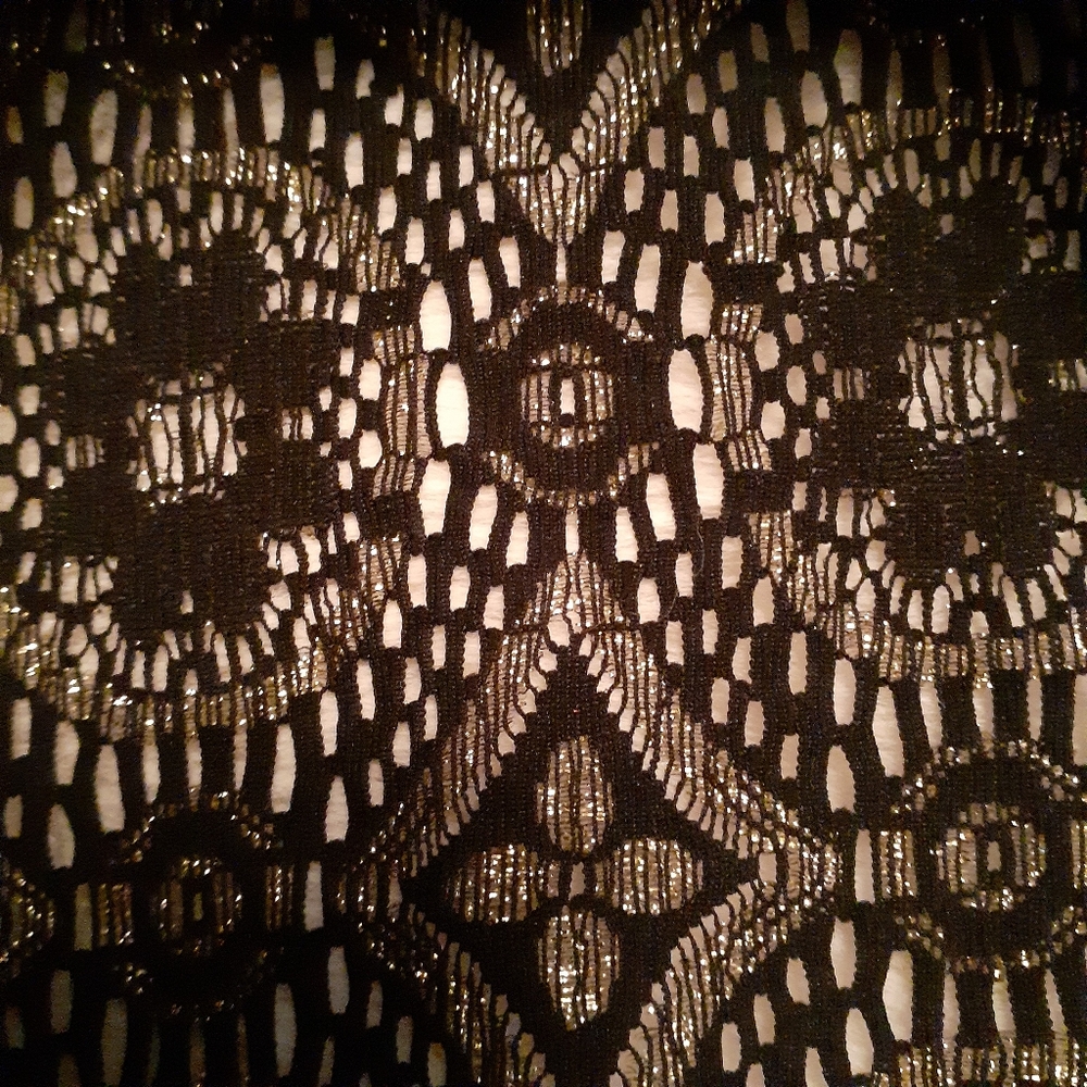 Vintage Lace & Metallic Patterned Buttoned Blouse - Picture 4 of 5